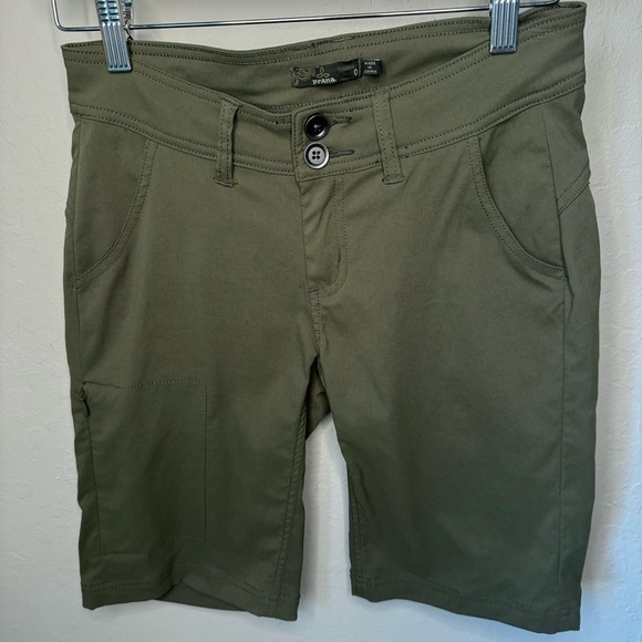 PRANA Halle Hiking Long Shorts Slate Green Olive Stretch Quick Dry Size 0 - Picture 10 of 13